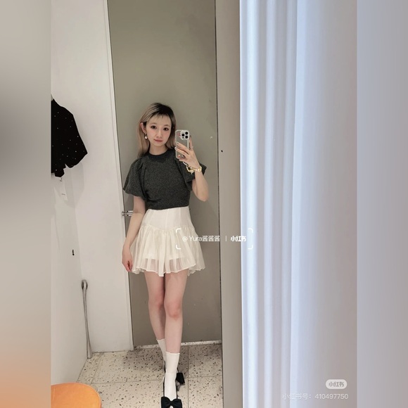 Snidel Women's Cropped Knit Pullover with Design Sleeves - Picture 9 of 11